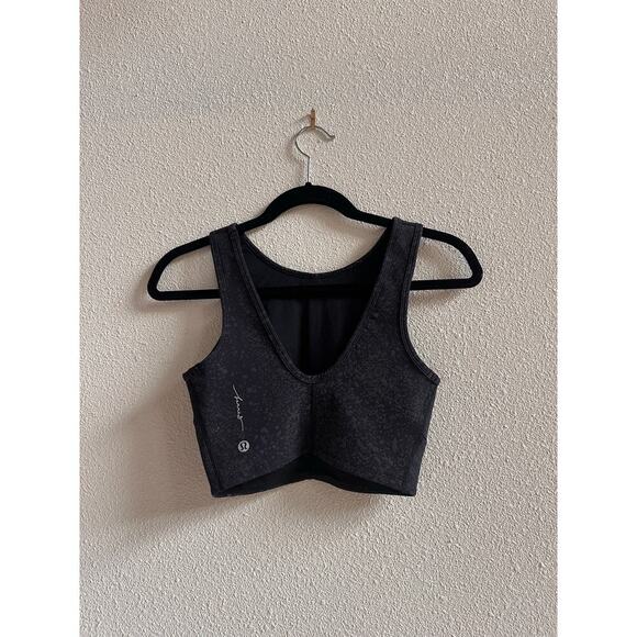 Lululemon Energetic Edge Cropped Tank 360 Reflectivity Size 4. Black - Picture 3 of 4